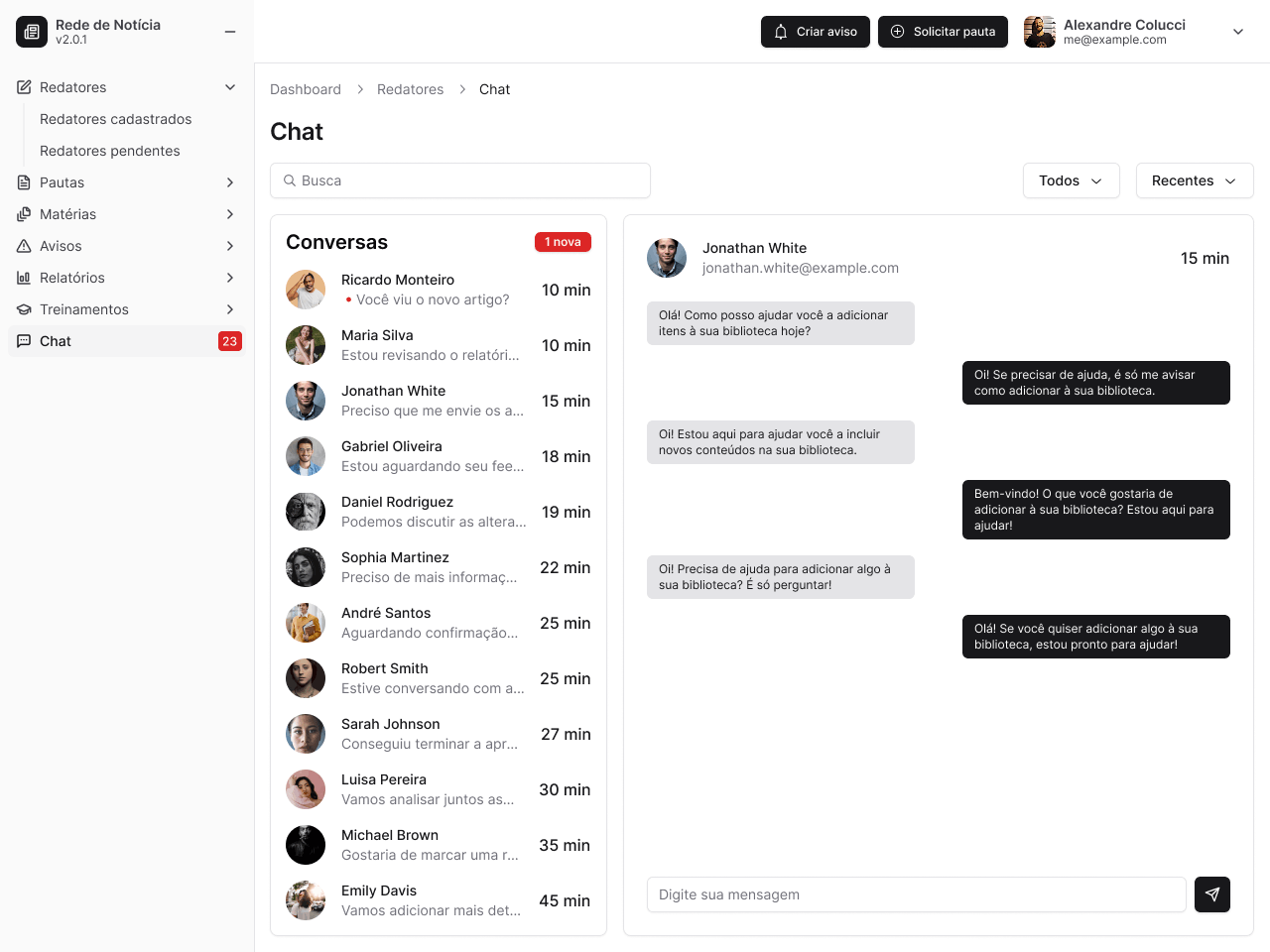 Chat screen between editor and writers